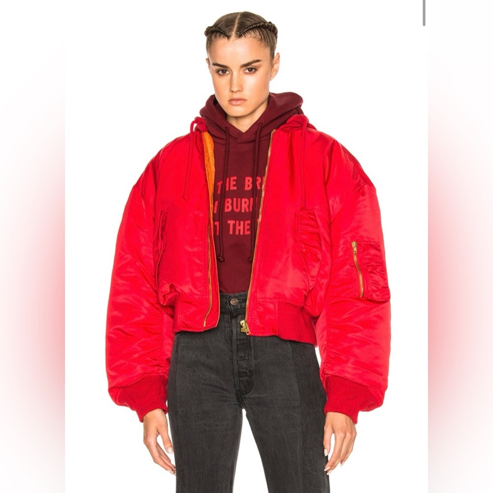 Vetements AW16 cropped red bomber XS